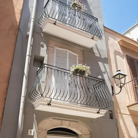 Casa L'orologio Apartamento Barletta